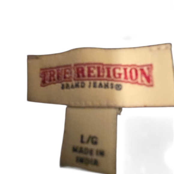 True Religion Cream and Red Label - Picture 6 of 6